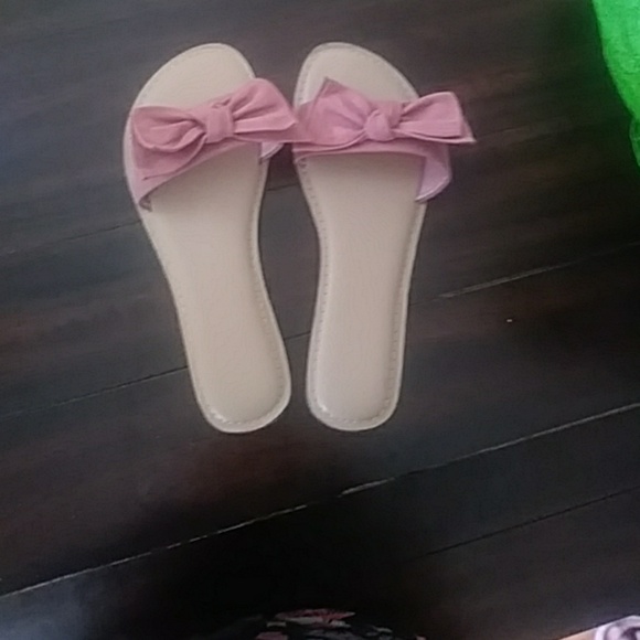 Bow Slides - Picture 1 of 1
